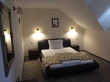 Фото номера Стандартный двухместный номер с 1 кроватью Отель Hotel Oscar г. Пьятра-Нямц 6