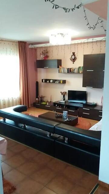 Фото номера Вилла с 3 спальнями Виллы Casa Irina г. Пьятра-Нямц 78
