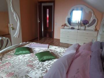 Фото номера Вилла с 3 спальнями Виллы Casa Irina г. Пьятра-Нямц 26