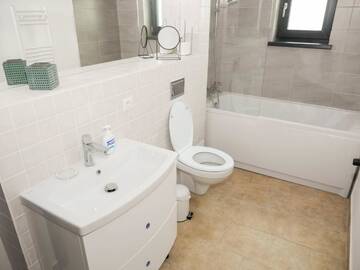 Фото номера Номер-студио Апарт-отели CLEMENT APARTMENTS г. Пьятра-Нямц 6
